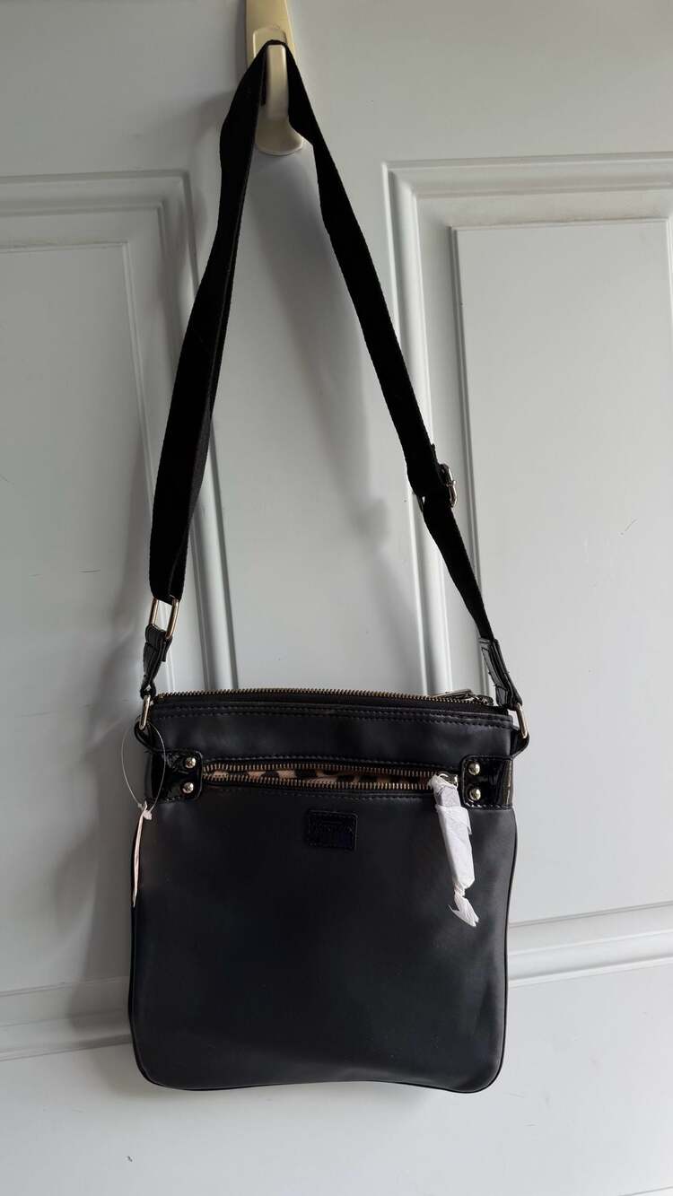 Victoria's Secret Crossbody Bag Size O/S Black Nylon Leopard Lining